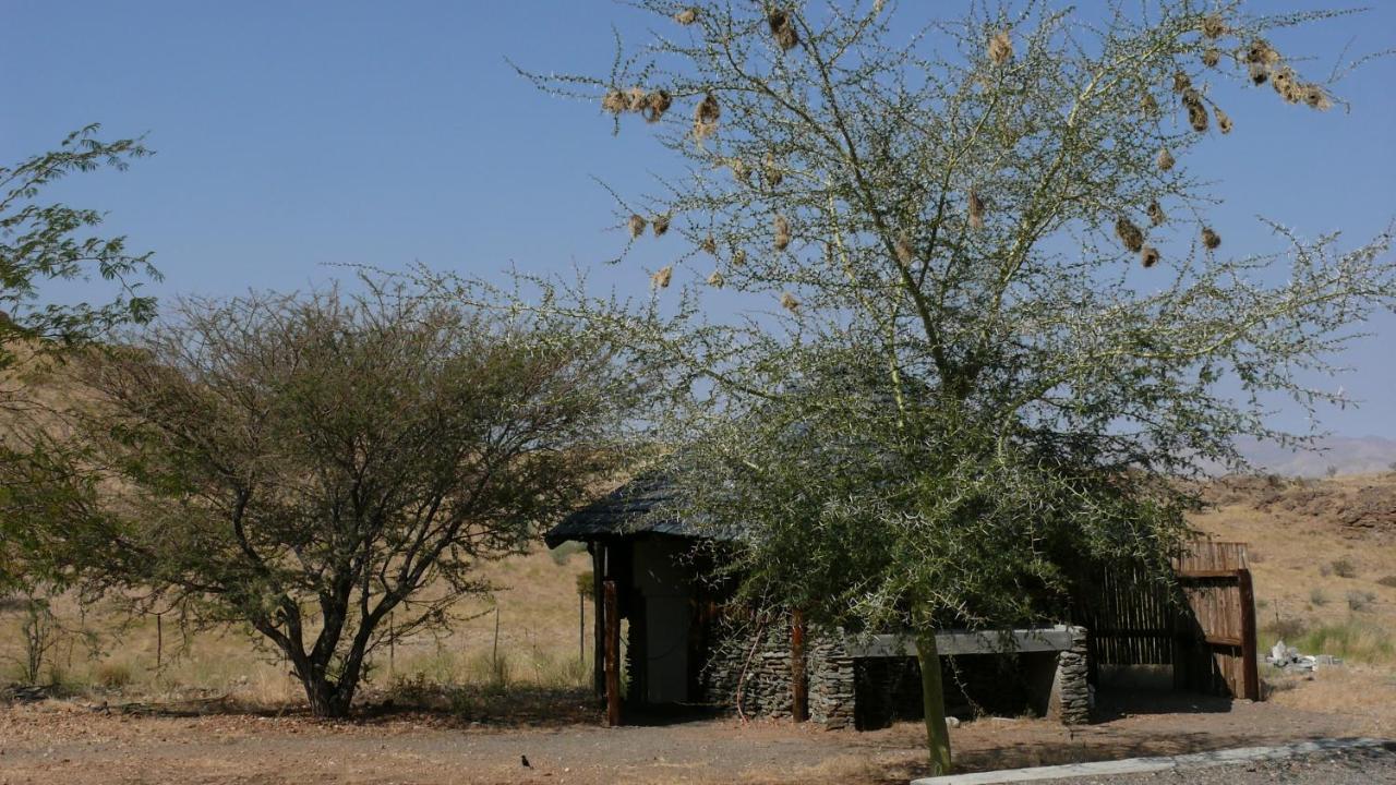 Rooiklip Camp Flintstone Apartment Luaran gambar